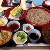 稚加榮 本店 - そば定食