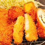 とんかつ　かつ楽 - レディース定食野菜かつ2種
野菜かつは奥カボチャ、手前れんこん