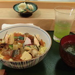 すし匠 - ばらちらし、最高！お新香もしじみのすまし汁も美味しかった！