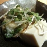 馳走庵 - ベロ酔い（一品）冷奴とろろカイワレ