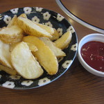 フライドポテト（４３２円）