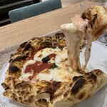 400℃ mori no machi - 「マルゲリータ」(持ち上げ撮影)