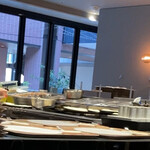 400℃ - 女性店員さんが1人で切り盛りし､ピザを焼き上げてました♪