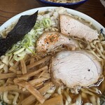 ケンちゃんラーメン - 脂身入り（無料）中華そば普通盛り！1000円