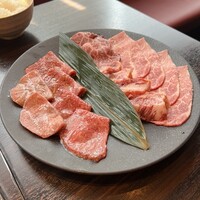 焼肉うしごろ 銀座並木通り店 - 