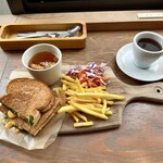 武相庵 LIBRARY＆HOSTEL - 