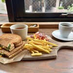 武相庵 LIBRARY＆HOSTEL - 