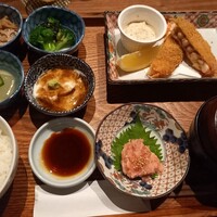 魚とおばんざい 泉士 - 