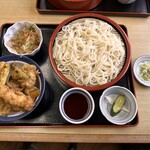 いなにわうどん - サービスランチ
　Aセット　稲庭うどんと天丼セット　1,290円