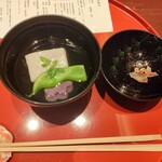 日本料理Obana - 清汁仕立てあやめの麸と器が金魚です