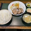 お食事処 きん太 - 料理写真:チャーシュー目玉焼き定食　ライス大盛り