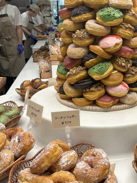 we♡donut ホワイティうめだ （ウィーラブドーナツ） - 東梅田