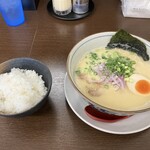 鶏白湯ラーメン 一ノ瀬 - 安定の美味さ