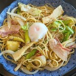 五右衛門 - 料理写真:イベリコ豚と春野菜づくしのよくばりスパゲッティー(醤油バター)¥1,300