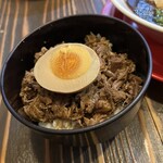 麺屋 ひしお - チャーシュー丼アップです。