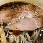 麺屋 ひしお - 醤油ラーメンアップです。