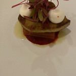 レストラン ラ・フロレゾン・ドゥ・タケウチ - フォアグラ料理。ルバーブとすごく合いました。