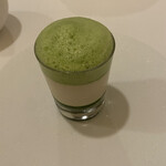 レストラン ラ・フロレゾン・ドゥ・タケウチ - 春野菜の一口前菜③ これはスプーンで頂きました。