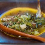 郷土料理ともん - 料理写真:2025.5 イワナを焼いて揚げて山菜餡を掛けた揚げ出し（山独活、蕗、わらび、こごみ、うるい、ネマガリダケ、タラの芽、コシアブラ）