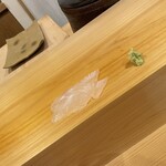 鮨 太一 - ❷マコガレイのお造り