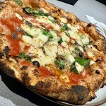 Pizzeria SHIGECHIKA - アンチョビの量が絶妙でよかったなあ