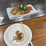 鉄板 厳島 - 麺も美味しいかったです♪税込み780円