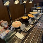 ガーデニア(ホテルマイステイズプレミア成田) - ソーセージとオリーブのピザ　フライドポテト　フライドシュリンプ　グラタン