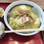 8番らーめん - 料理写真: