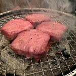 炭火焼肉 福わらひ2 - 