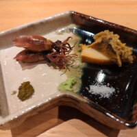 鮨 さかい - ホタルイカ、蒸し鮑
