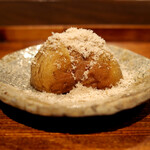 薪鳥新神戸 - 薪焼きマッシュルーム 鳥節がけ