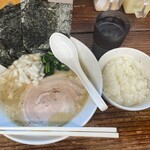 ゴッチ - 鶏白湯・家鶏(イエケイ)、コールは全て普通950円、半ライス100円 計1050円