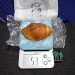 パンパカパン - 塩バターパン（53g）179円