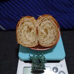パンパカパン - クロワッサン（41g）190円　断面です