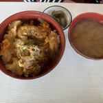 あかべこ - カツ丼¥700