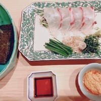 はらまさ - 鯛　鮟肝ソースと薬味を海苔巻