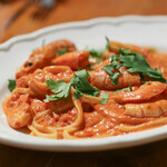 タケル クインディチ - 料理写真:赤海老のトマトクリームリングイネ☆