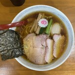 とら食堂 - 中華そば味玉入り