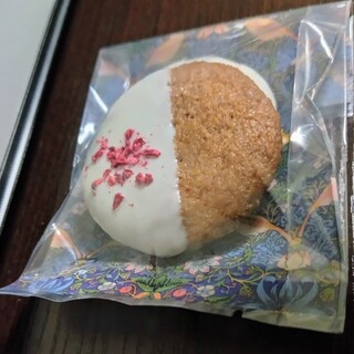 紅茶と焼菓子 ティースプリング_0