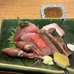 魚輝 - 