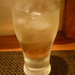 たらく うめ銀 - 芋焼酎黒霧島水割り一杯目
