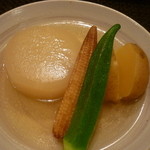 たらく うめ銀 - おでん（じゃが芋、ヤングコーン、おくら、大根）