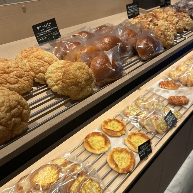 夜のベーカリーMAHOROBA 心斎橋店 - 長堀橋/パン | 食べログ