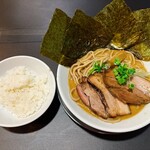 麺屋　たか - 煮干し豚骨ラーメン（税込1,330江）
