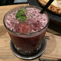 800°DEGREES ARTISAN PIZZERIA - 