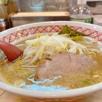 阿佐谷ホープ軒 - チャーシュー、モヤシ、海苔、全て美味い