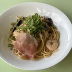 トミズダイナー - ズワイガニのトマトクリームソース