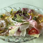 トミズダイナー - 河豚・ヒラス・サーモンのカルパッチョ