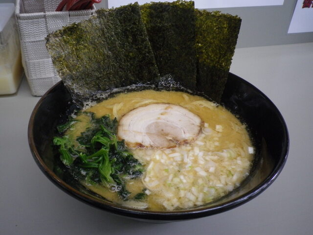 横濱家系ラーメン かわの家