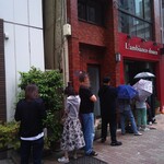 ランビアンス ドゥース - 店頭、行列短い方です